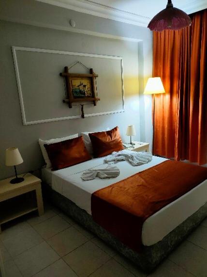 Side Erenler Hotel Εξωτερικό φωτογραφία